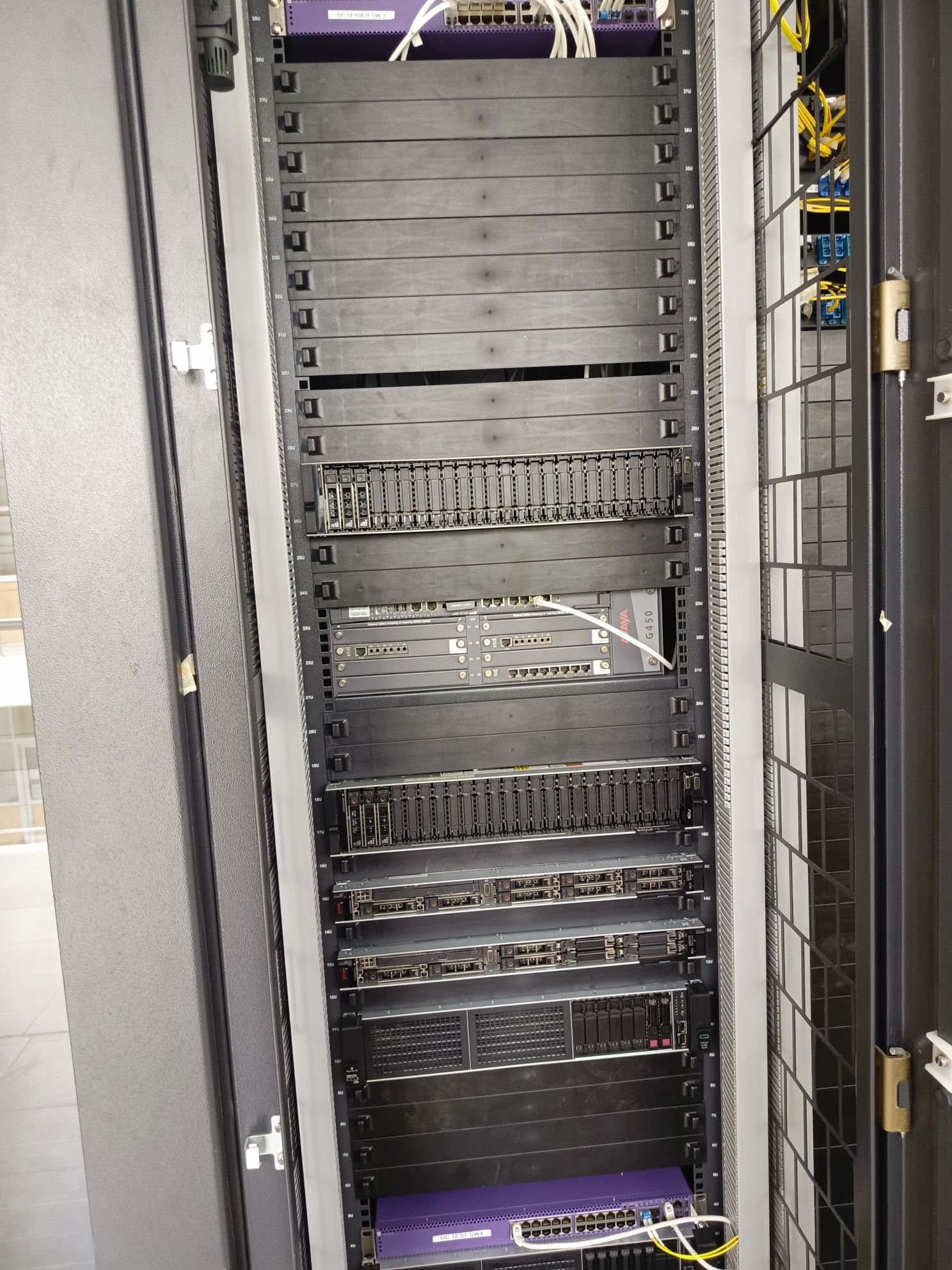Server room and network cabinet commissioned by Techno Expertise